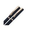 Набор Pierre Cardin коллекция «ПАРА (PEN&PEN)»: ручка шариковая + роллер. Корпус - латунь. Отделка -стальное покрытие. Детали дизайна - позолота. Цвет - черный