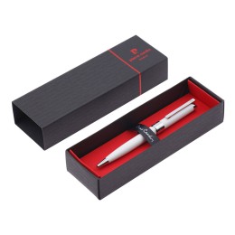 Ручка шариковая Pierre Cardin коллекция «ГАММА КЛАССИКА (GAMME CLASSIC)». Корпус - латунь с лакированным покрытием. Цвет - белый. Упаковка Е