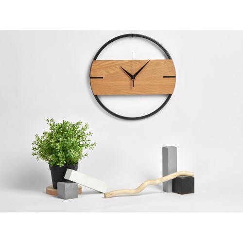Деревянные часы с металлическим ободом, диаметр 30 см, "Time Wheel" горизонтальные, натуральный/черн