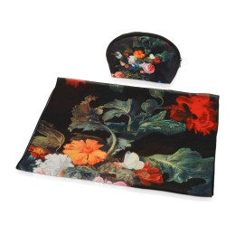 Набор «Цветы»: косметичка и шарф