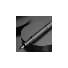 Перьевая ручка Parker IM Monochrome Black, перо:F, цвет чернил: blue, в подарочной упаковке.