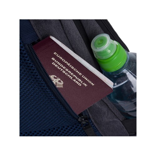 RIVACASE 7760 black ECO рюкзак для ноутбука 15.6"