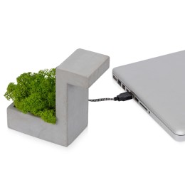 Настольная лампа из бетона "Blok Lamp"