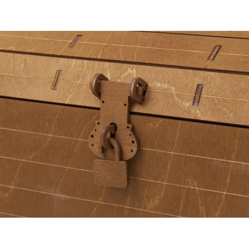 Подарочный набор: кукла фарфоровая, мед, красный