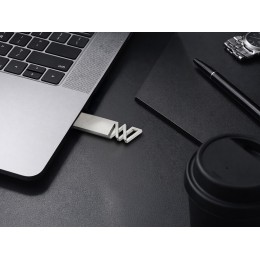 Флешка 32 ГБ USB 3.0 «Адорн»