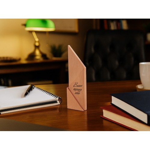 Награда из бука "Monolith"