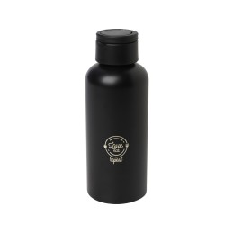 Trinity бутылка для воды из переработанного алюминия, сертифицированного согласно RCS, объемом 600 мл, с крышкой из переработ - сплошной черный