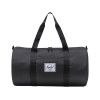 Herschel Classic™ спортивная сумка из переработанного материала объемом 27 л - сплошной черный