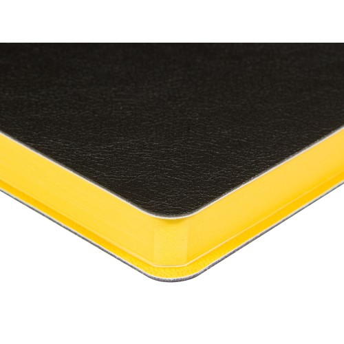 Ежедневник недатированный А5 "Boston", черный (желтый обрез)