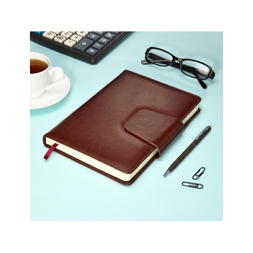 Ежедневник А5 недатированный «Prestige», коричневый (Р)