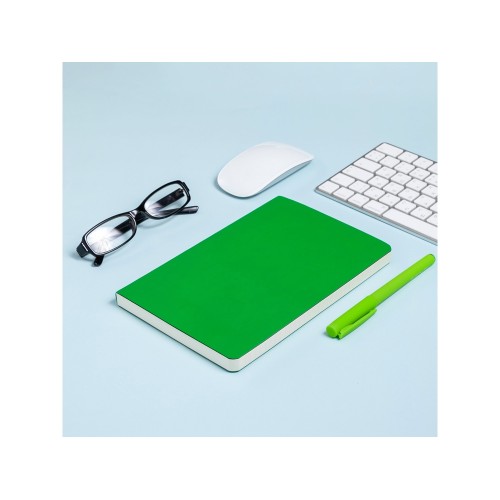 Ежедневник А5 недатированный «Megapolis Velvet Flex», зеленый флуор