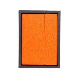 Ежедневник недатированный с магнитным клапаном А5 "Venezia", оранжевый