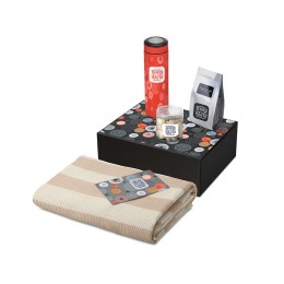 Подарочный набор «Re:y. Warm» с пледом, термосом и чаем