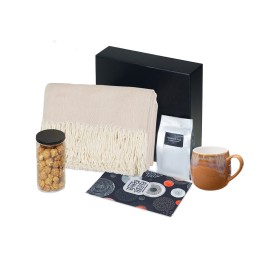 Подарочный набор «Re:y. Haven»  с пледом, кружкой и чаем