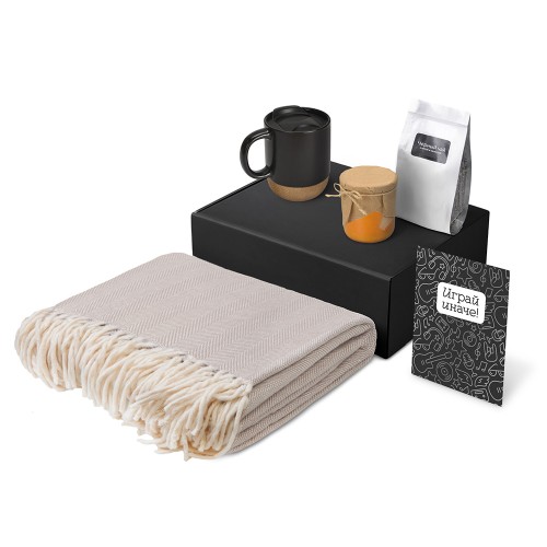 Подарочный набор «Re:y. Nest» с пледом, кружкой и вареньем