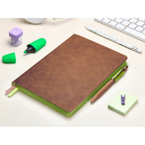 Ежедневник А5 датированный "Boston" 2027, коричневый с салатовым обрезом