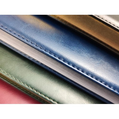 Ежедневник А5 полудатированный «Boss», черный