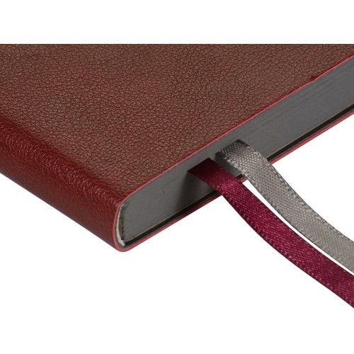 Ежедневник А5 датированный "Boston" 2026, бордовый с серым обрезом